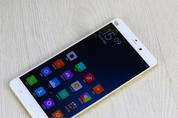 看電影/玩游戲 八大娛樂(lè)大屏智能機(jī)推薦