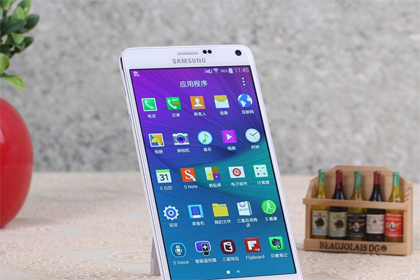 高電量是王道 八款強續航智能手機推薦