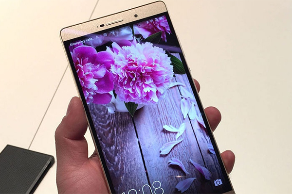 追劇再也不用平板了 大屏觀影手機(jī)搜羅