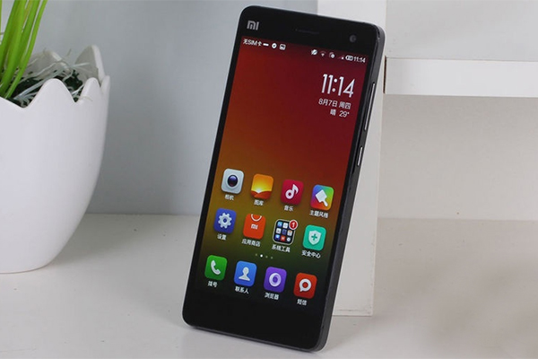 小米4正面PK魅族MX4 1499元智能機(jī)盤點(diǎn)