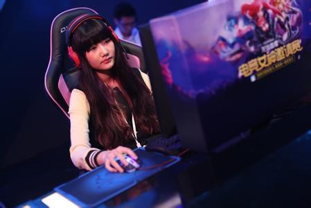 LOL美女選手夜不歸宿！遭戰(zhàn)隊(duì)辭退禁賽兩年