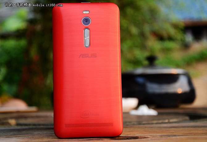 蘇寧手機節 4GB內存Zenfone2低至1299元