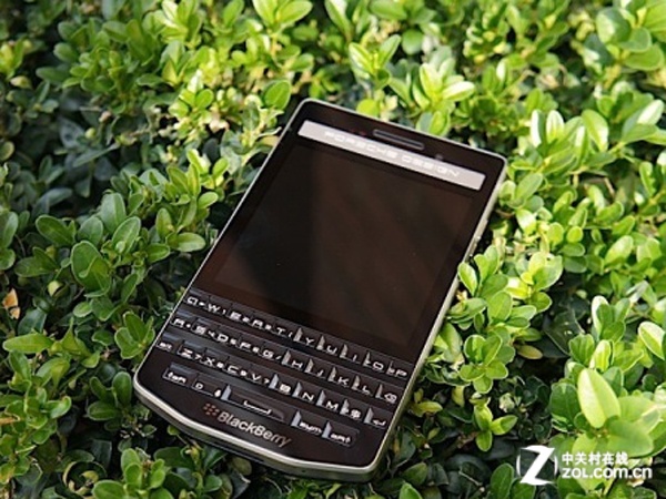 早買早知道 奢華全<a href=/tags/3153-0.html target=_blank class=infotextkey>鍵盤</a>黑莓P‘9983上市