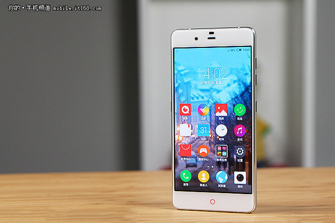 1799元 努比亞My布拉格京東手機節現貨