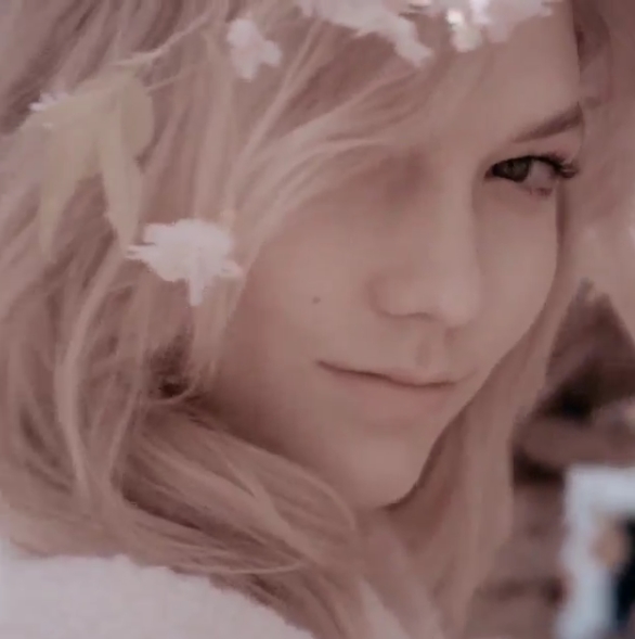 胸大腰細腿長的維秘超模 竟是女程序員