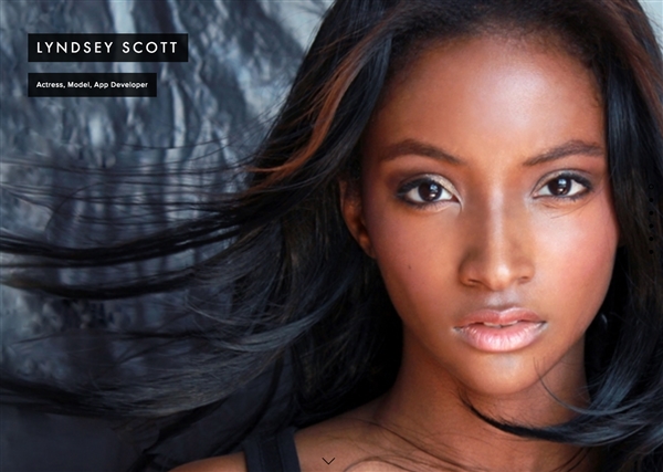 胸大腰細腿長的維秘超模 竟是女程序員