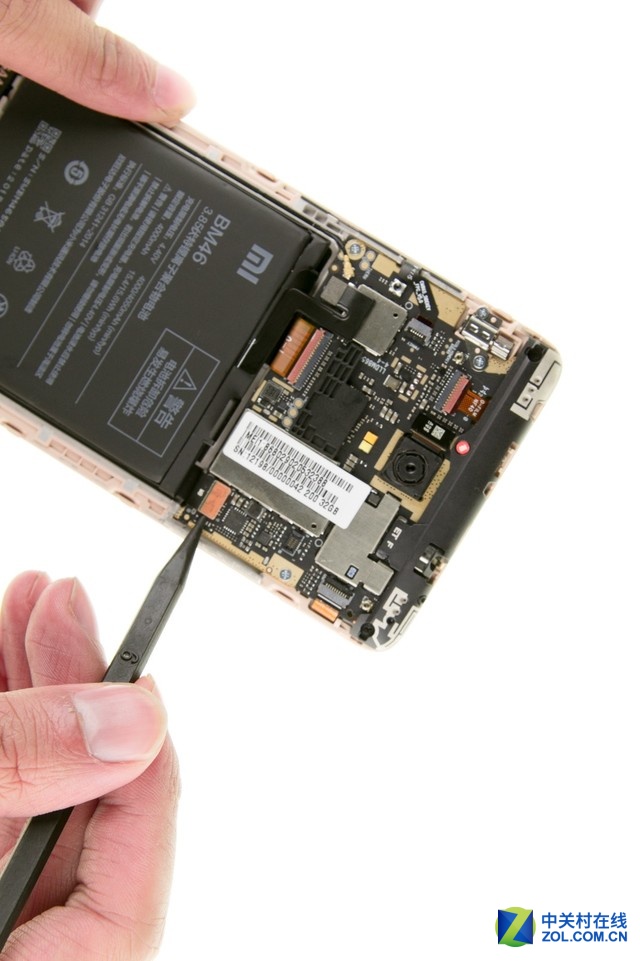 按鍵壽命堪憂 紅米Note 3深度拆解圖賞