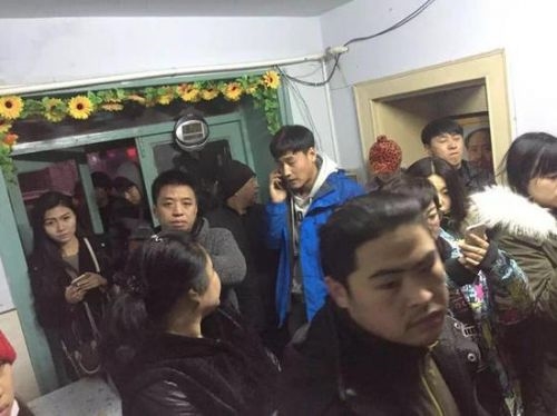 長春女子虐狗事件刷爆朋友圈：愛狗人士憤怒討伐