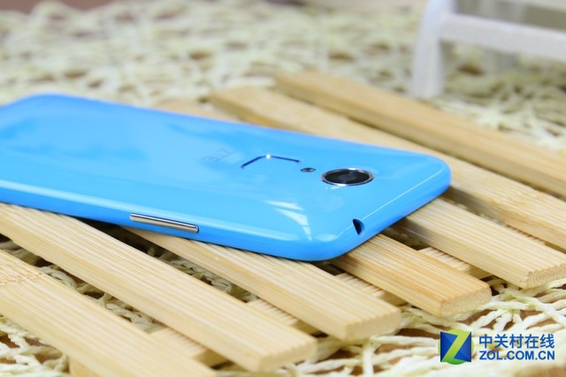 千元新機誠意足  中興Blade A1真機圖賞