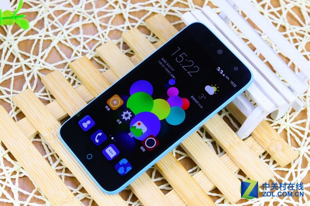 0.3秒黑屏快速解鎖 中興Blade A1全評(píng)測(cè) 