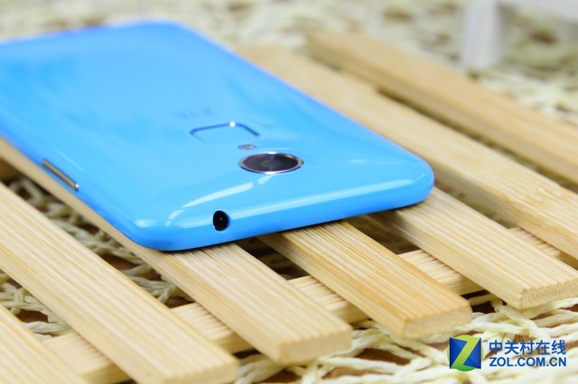 0.3秒黑屏快速解鎖 中興Blade A1全評(píng)測(cè) 