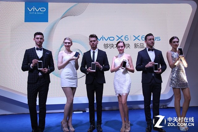 vivoX6&X6Plus正面均采用2.5D弧面玻璃,背面使用金屬一體化機(jī)身設(shè)計(jì),且金屬占比達(dá)了業(yè)內(nèi)最高的98.3%。