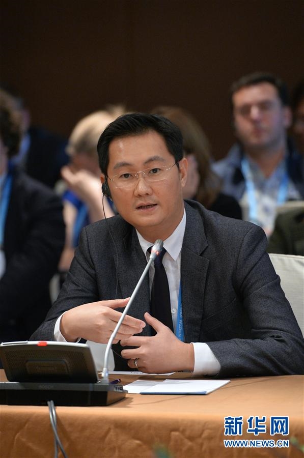 畫面太美!雷軍/馬云/李彥宏/馬化騰穿上西裝后