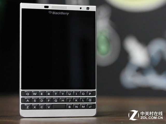 黑莓Passport Silver Edition報價4099 