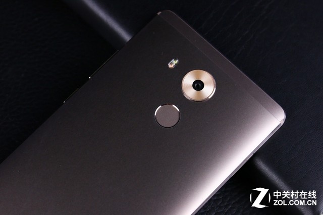 精湛設(shè)計與工藝 華為Mate8摩卡金版圖賞