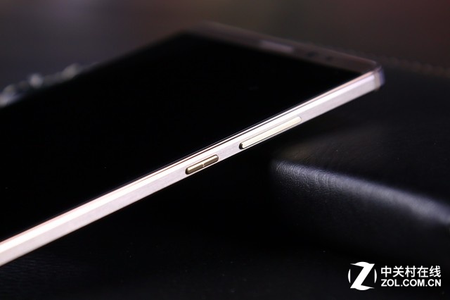 精湛設(shè)計(jì)與工藝 華為Mate8摩卡金版圖賞