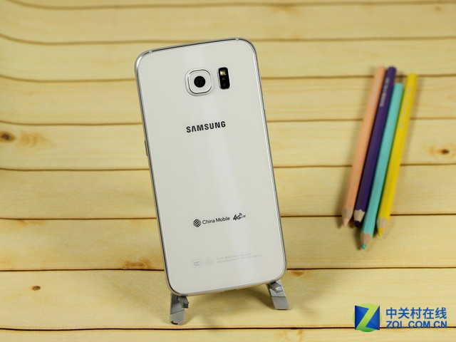 性能表現(xiàn)搶眼 三星GALAXY S6報(bào)價(jià)3488元