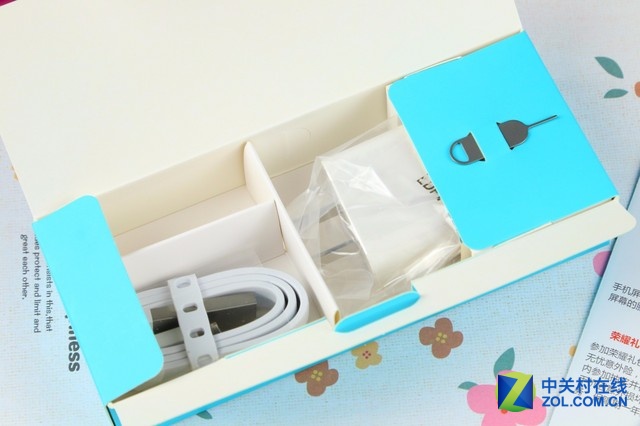 打開年輕人的新視界 榮耀7i開箱圖賞