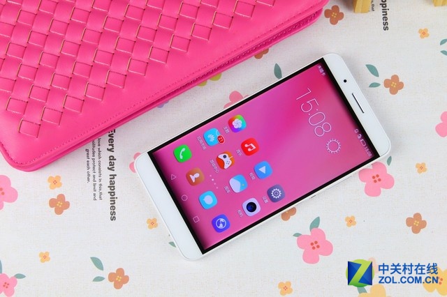 打開年輕人的新視界 榮耀7i開箱圖賞