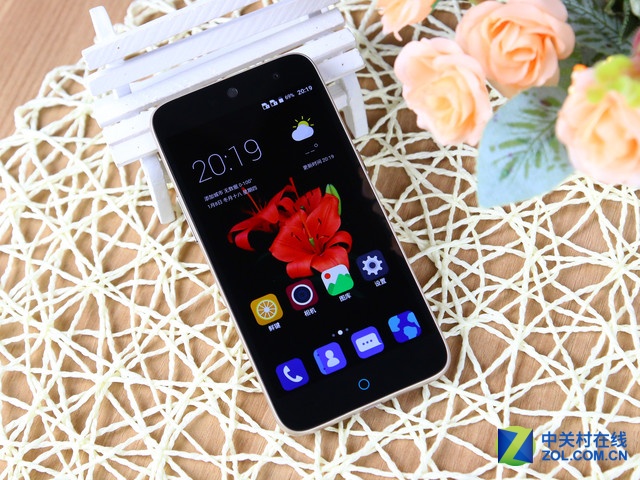 以實(shí)用為主 近期各品牌熱銷(xiāo)智能機(jī)盤(pán)點(diǎn)