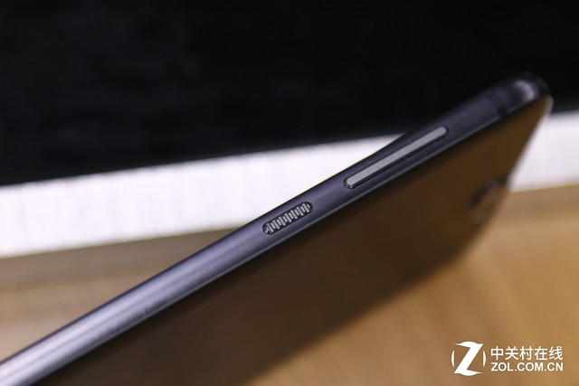 HTC One A9:精致貴族風(fēng)范的中端機(jī) 