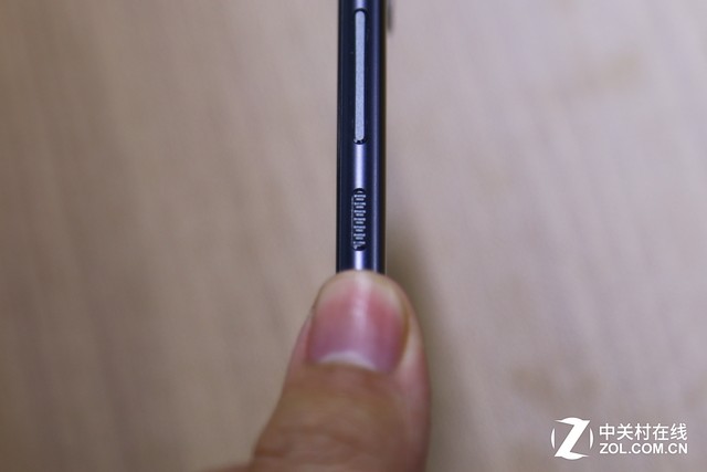 HTC One A9:精致貴族風(fēng)范的中端機(jī) 