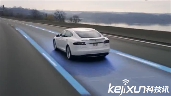 無(wú)人駕駛技術(shù)成熟還需十年：駕照將變得過(guò)時(shí)！