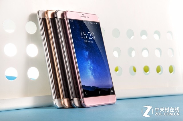 彈指一揮間美不凡 藍魔R9真機美圖賞