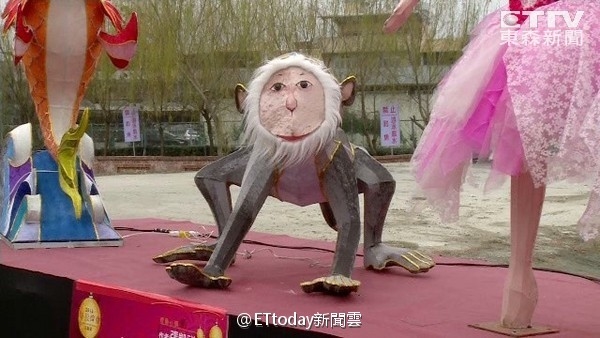 網友吐血 臺灣燈會又現神物:碉堡了