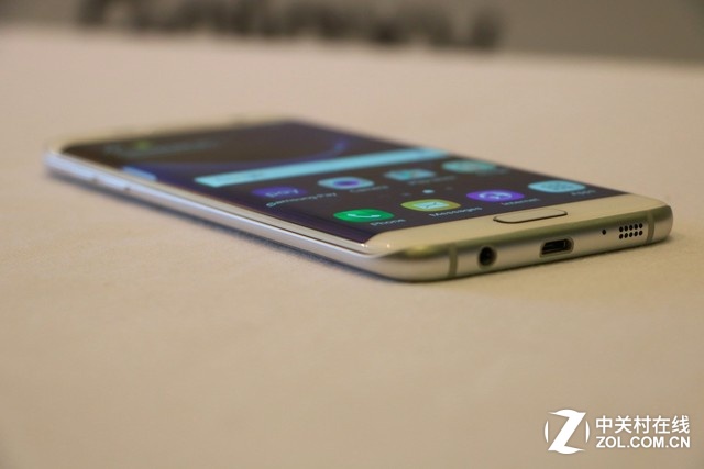 三星S7 edge換裝 側(cè)面屏幕到底能干啥