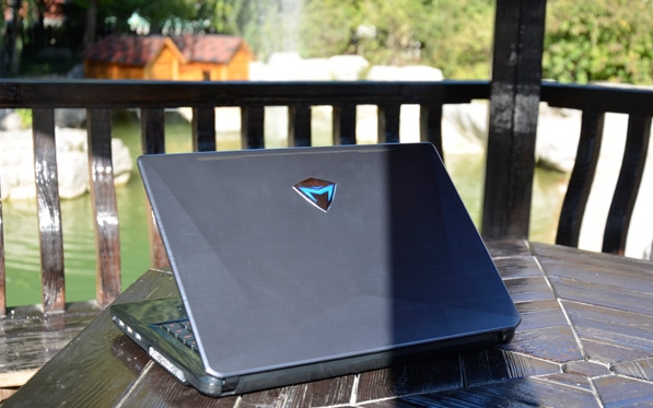 高性能霸氣外觀游戲筆記本推薦 假期沒它不行!