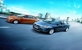 福特自動駕駛汽車秒變電影院:撩妹必備神器!