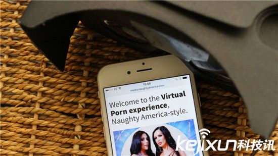 AV公司改拍VR小電影了？VR圖謀顛覆色情業(yè)