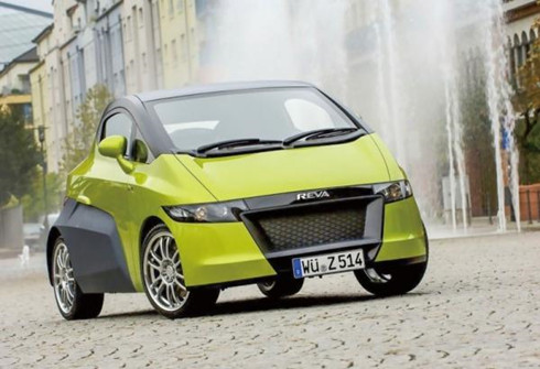 印度阿三真牛逼:馬斯克特斯拉被100%關(guān)稅嚇尿了