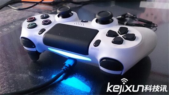 索尼10月將推升級版PS4:支持4K分辨率以及PS VR