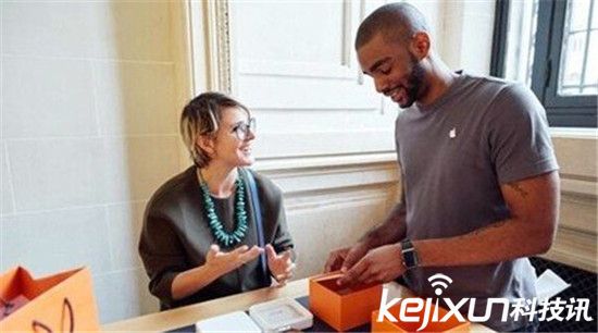 蘋果聯手愛馬仕 新款Apple Watch四月發售