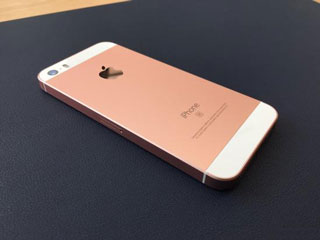 用6折價格買6s八折體驗 iPhone SE現場評測