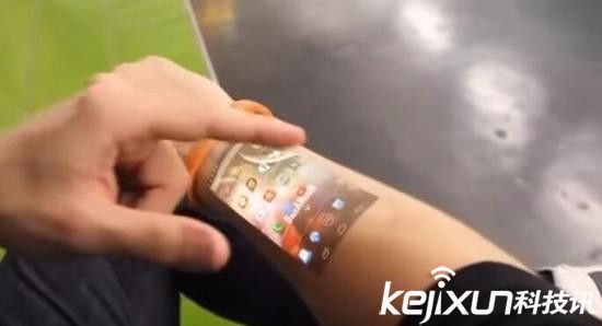 Apple Watch弱爆了 cicret智能手環駕到