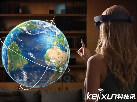 用微軟HoloLens玩Xbox One 效果太震撼