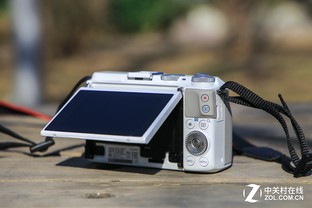 入門無反之爭 佳能M3對比索尼A6000