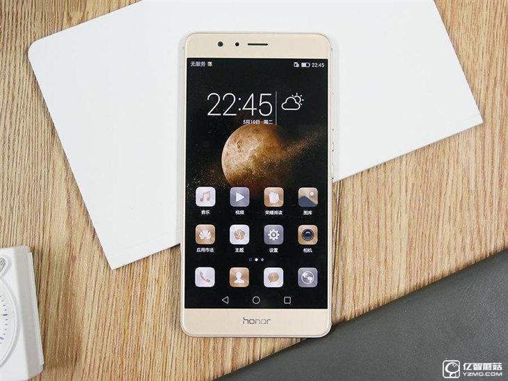 華為榮耀V8評測:極致科技集大成者 內斗華為P9?