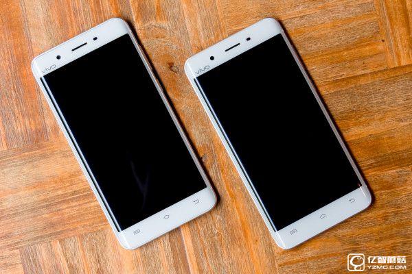 一代力作vivo Xplay5標(biāo)準(zhǔn)版&旗艦版對(duì)比評(píng)測(cè)