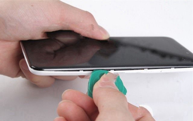 360手機N4做工如何？360手機N4拆機圖解評測