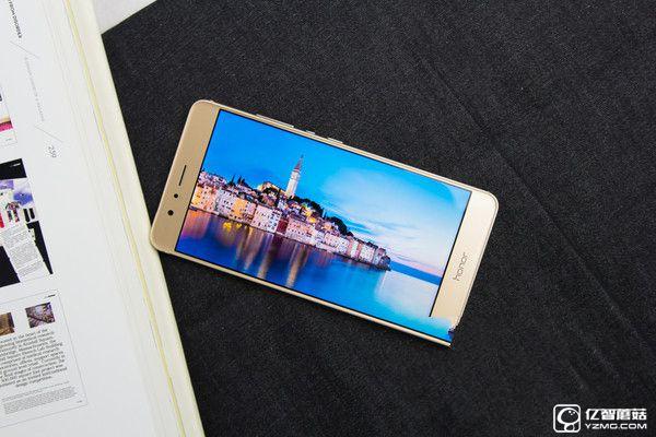 華為榮耀V8評(píng)測(cè):麒麟950怎么樣?