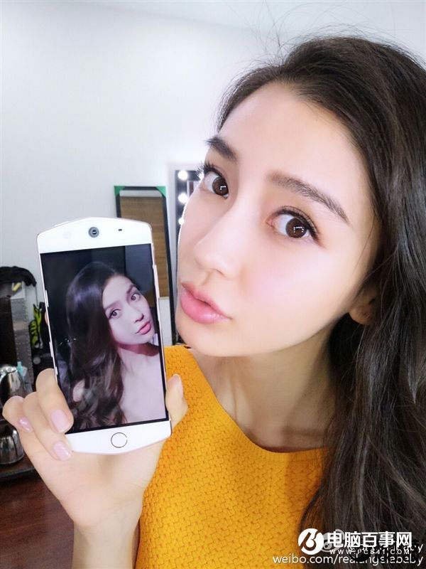 Angelababy曬美圖M6自拍照 雖美但不會買！
