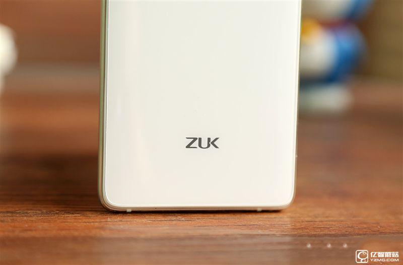 ZUK Z2 Pro旗艦版深度評測：0.05mm全球最窄黑邊！