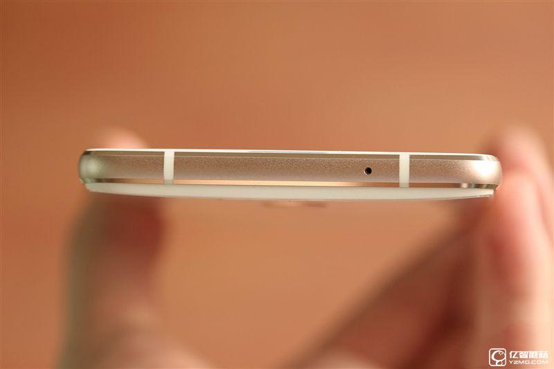 ZUK Z2 Pro旗艦版深度評測：0.05mm全球最窄黑邊！