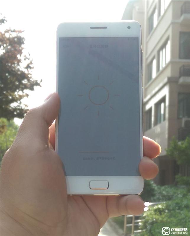 ZUK Z2 Pro旗艦版深度評測：0.05mm全球最窄黑邊！