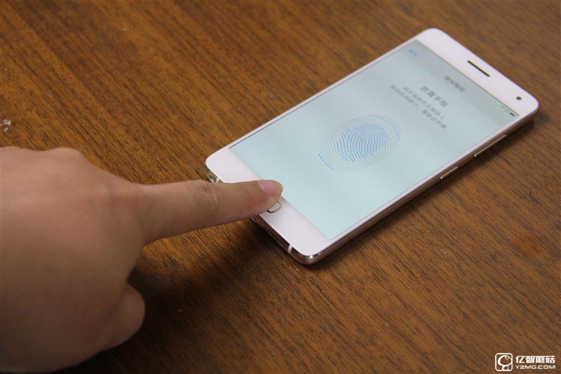 ZUK Z2 Pro旗艦版深度評測：0.05mm全球最窄黑邊！