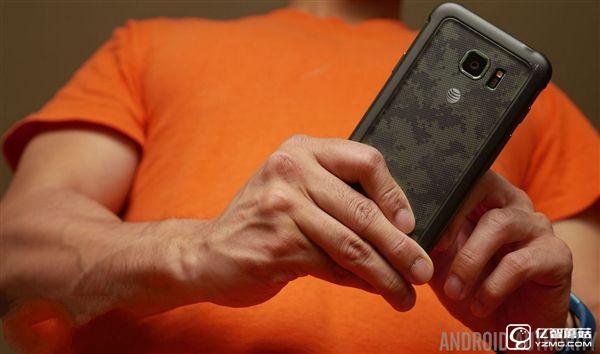 三星S7 Active上手實拍:軍規三防、貴了600元